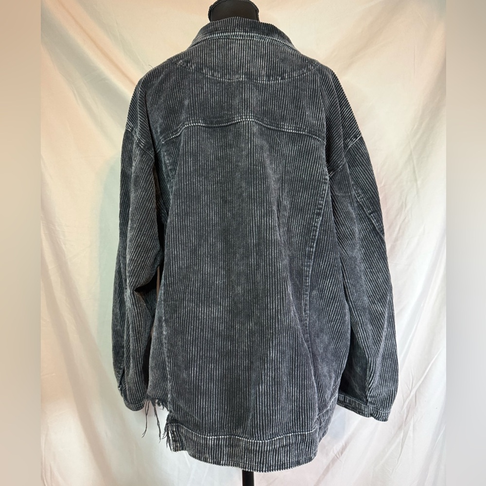 POL Black Corduroy Trucker Jacket 🖤 - Picture 8 of 8
